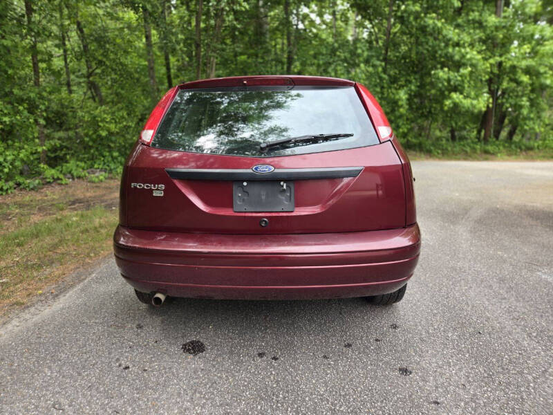 2007 Ford Focus ZX3 SE - Photo 12