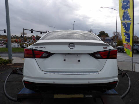 2023 Nissan Altima 2.5 SR