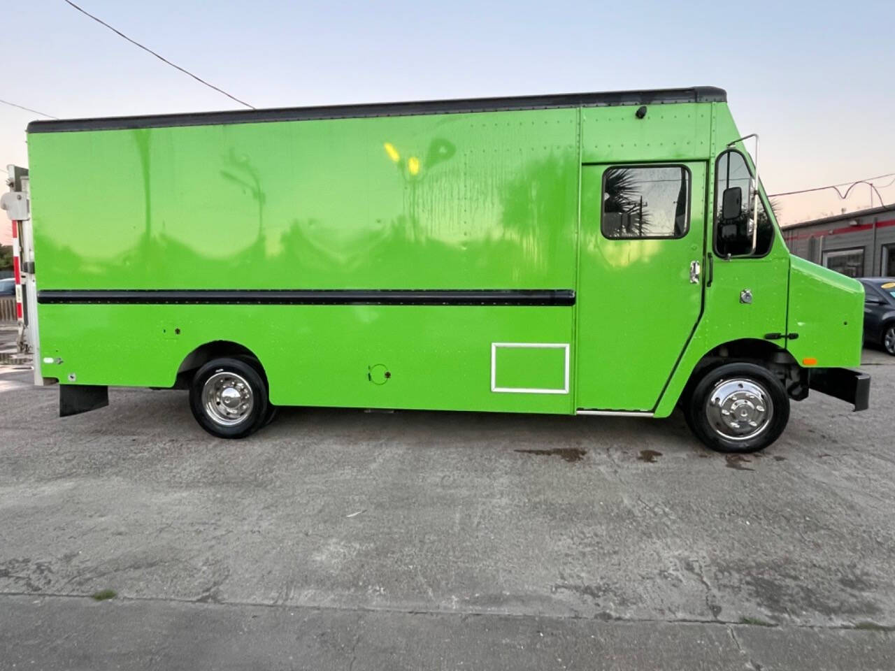 2012 Freightliner MT45 Chassis for sale at SMART CHOICE AUTO in Pasadena, TX