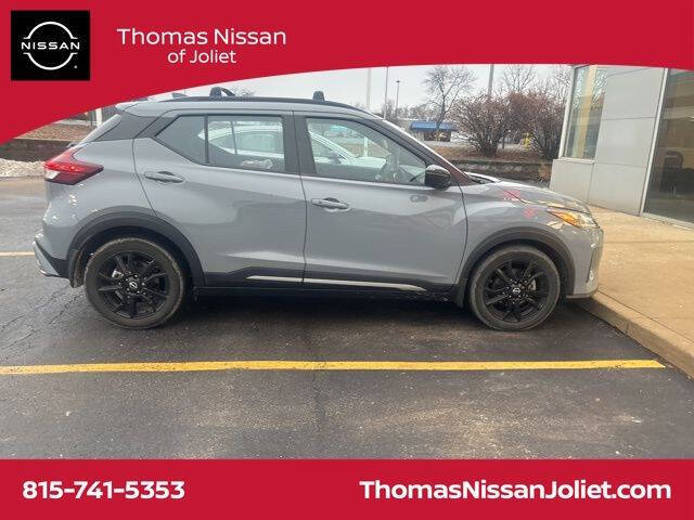 2023 Nissan Kicks SR