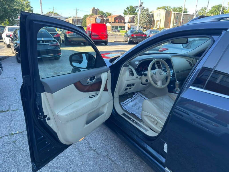 2011 Infiniti FX35
