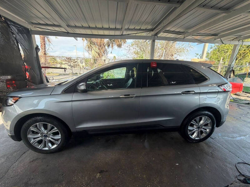 2021 Ford Edge Titanium