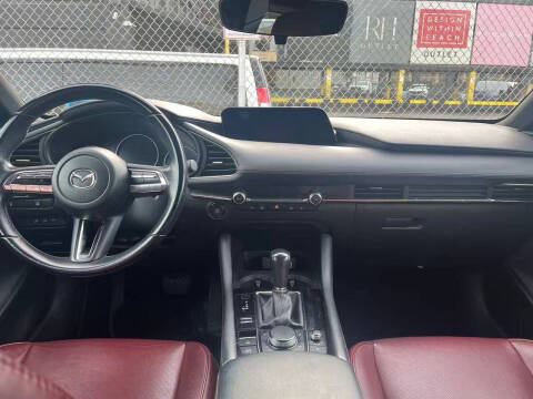 2023 Mazda Mazda3 Hatchback 2.5 S Carbon Edition