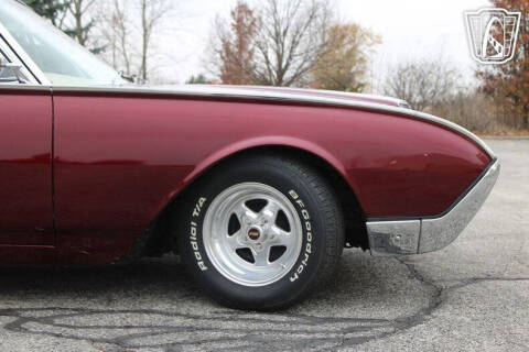 1962 Ford Thunderbird