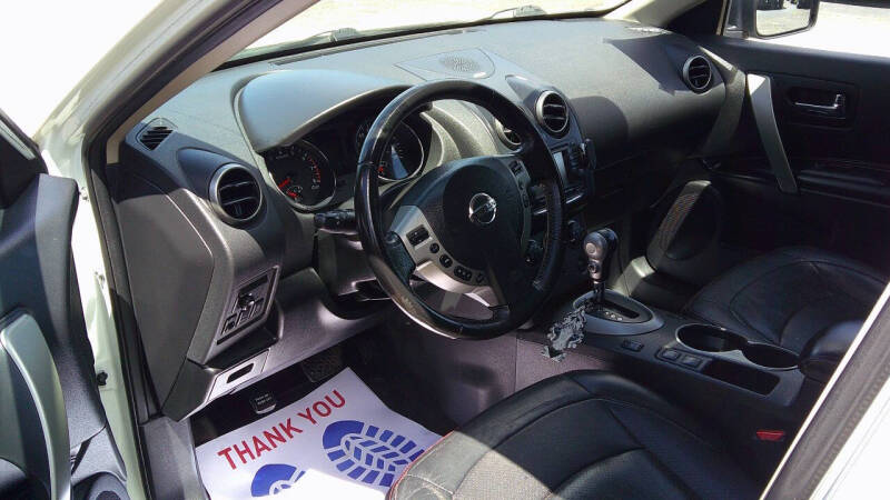 2012 Nissan Rogue S