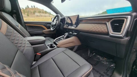 2024 GMC Canyon Denali