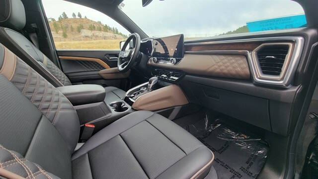 2024 GMC Canyon Denali