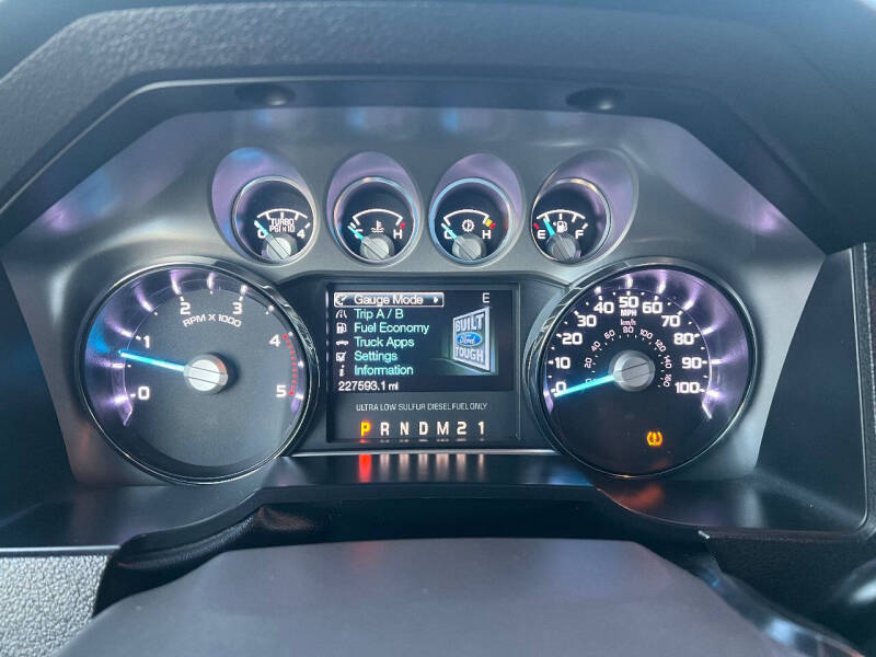 2014 Ford F-350 Super Duty Lariat