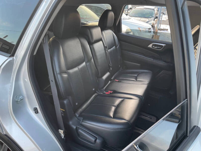 2015 Nissan Pathfinder Platinum