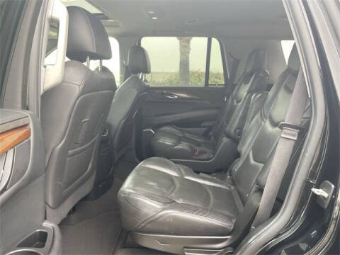 2020 Cadillac Escalade Luxury