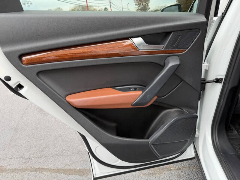 2022 Audi Q5 quattro S line Premium 45 TFSI