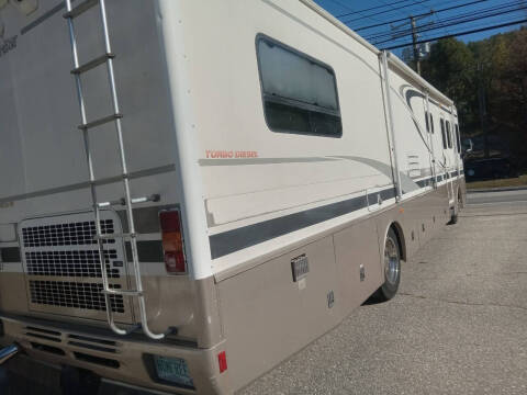 2002 Freightliner XC Chassis