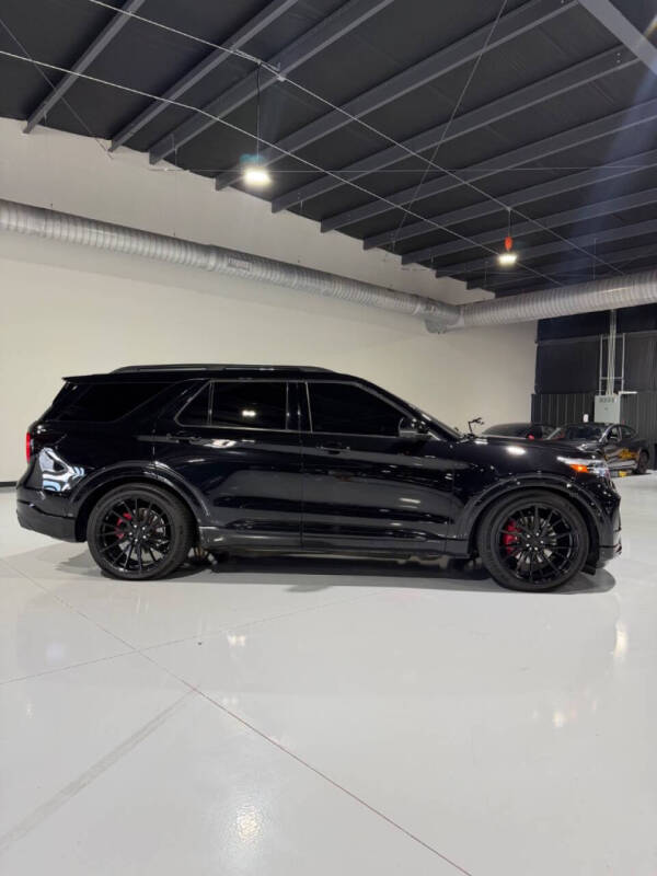 2021 Ford Explorer ST