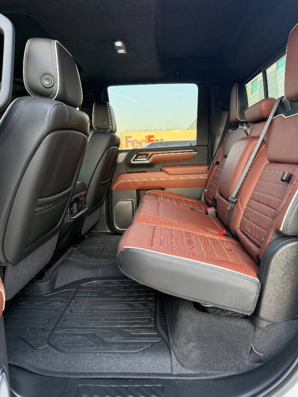 2025 GMC Sierra 2500HD Denali Ultimate