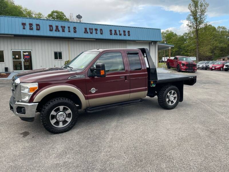 2011 Ford F-250 Super Duty for sale at Ted Davis Auto Sales in Riverton WV