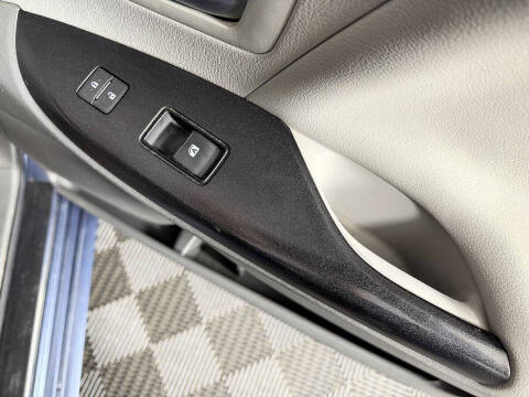 2017 Toyota Sienna LE 7-Passenger