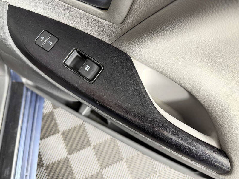 2017 Toyota Sienna LE 7-Passenger