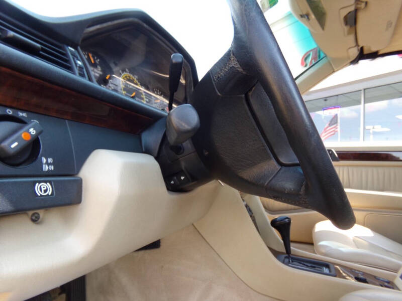 1994 Mercedes-Benz E-Class E 320