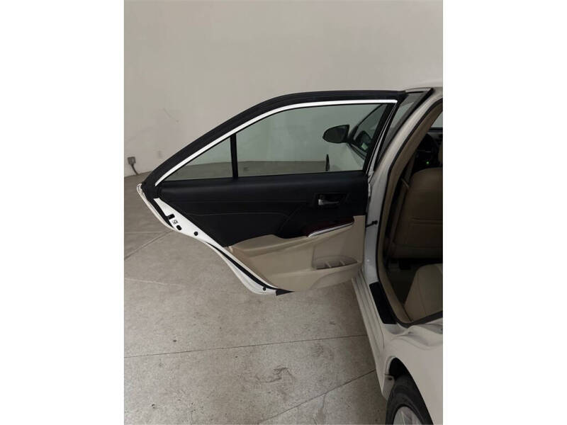 2014 Toyota Camry XLE V6