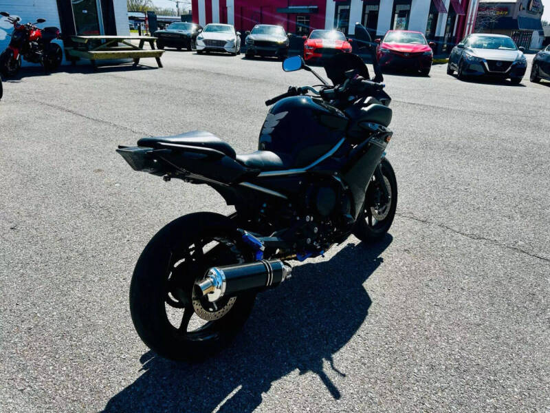 2014 Yamaha FZ6REB/C (Raven)