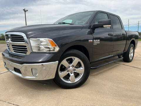 2019 RAM 1500 Classic for sale at AUTO DIRECT Bellaire in Houston TX