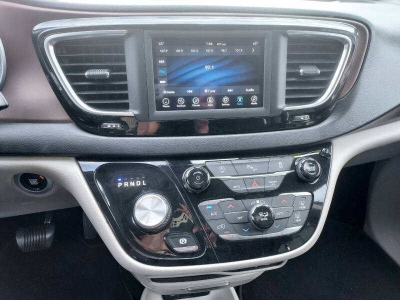 2019 Chrysler Pacifica Touring L