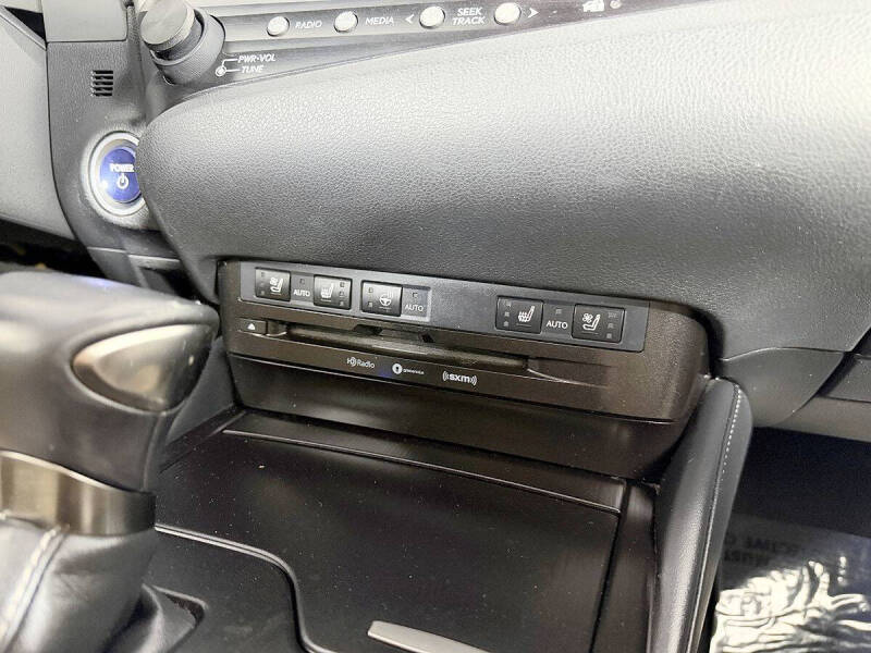 2019 Lexus ES 300h