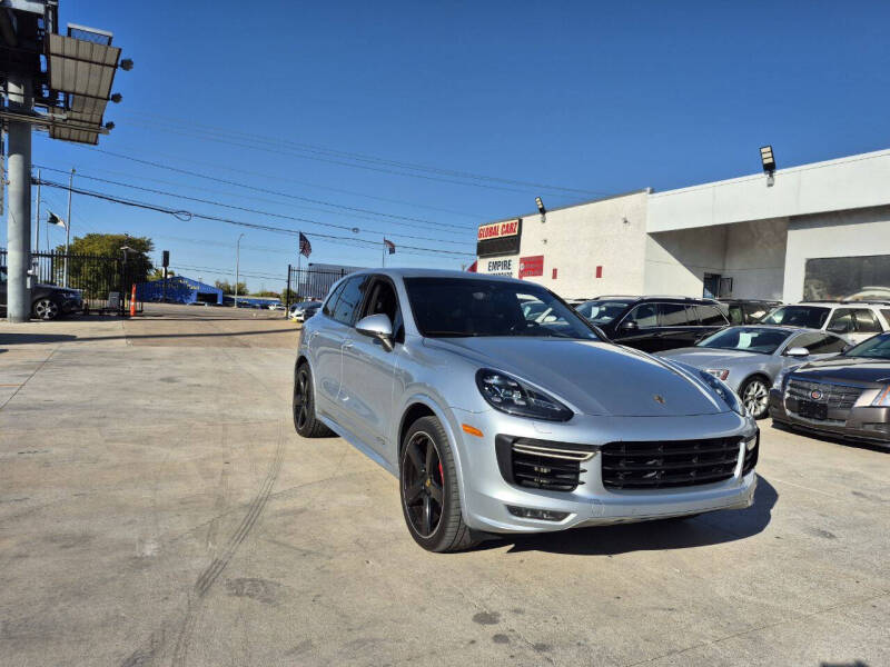 2016 Porsche Cayenne GTS