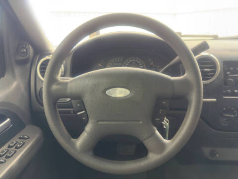 2003 Ford Expedition XLT