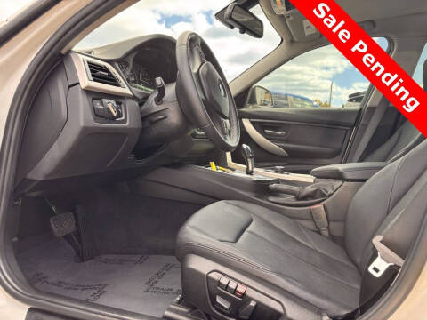 2015 BMW 3 Series 320i