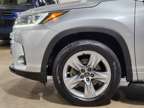 2017 Toyota Highlander Limited