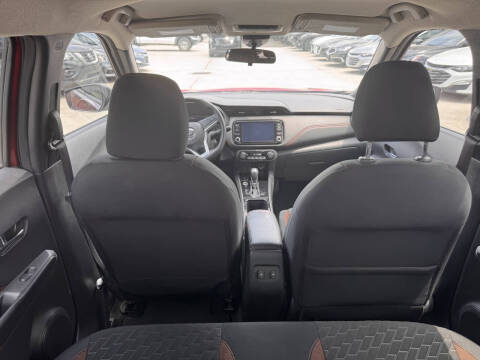 2021 Nissan Kicks SR