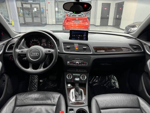 2015 Audi Q3 2.0T quattro Premium Plus