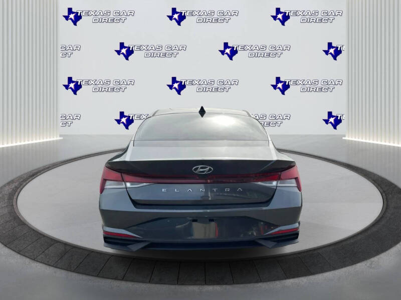 2021 Hyundai Elantra