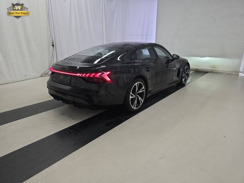 2022 Audi e-tron GT quattro Prestige