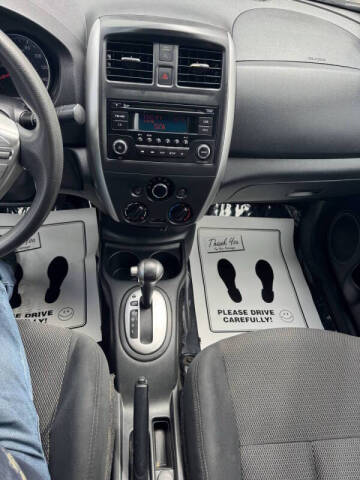 2016 Nissan Versa 1.6 SV