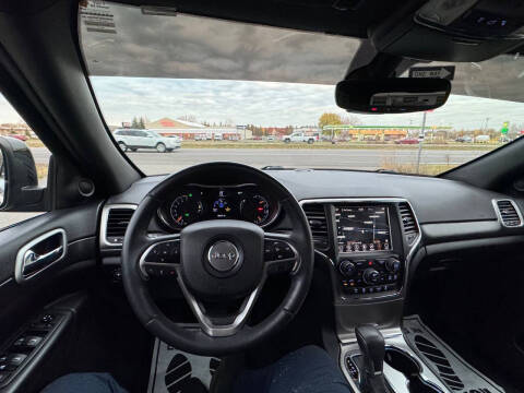 2018 Jeep Grand Cherokee Laredo