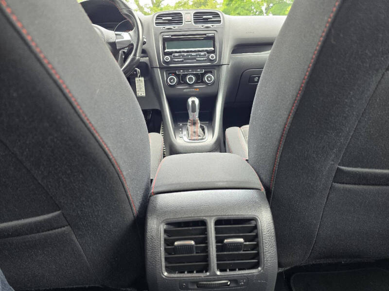 2013 Volkswagen GTI Base PZEV