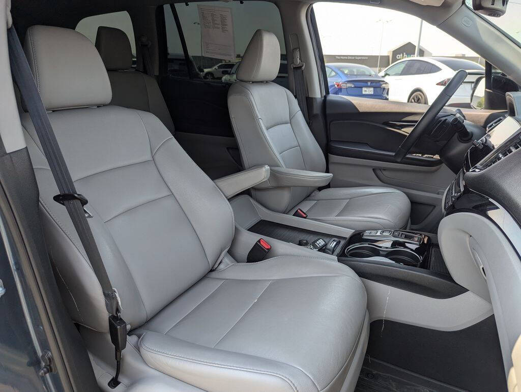 2022 Honda Pilot for sale at Axio Auto Boise in Boise, ID