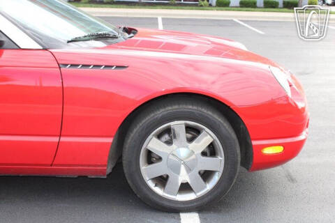 2002 Ford Thunderbird Deluxe