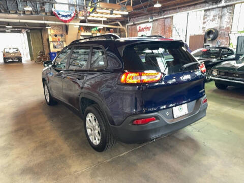 2015 Jeep Cherokee Sport