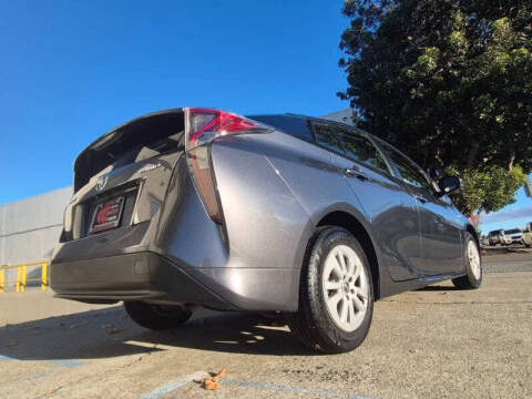 2017 Toyota Prius Two