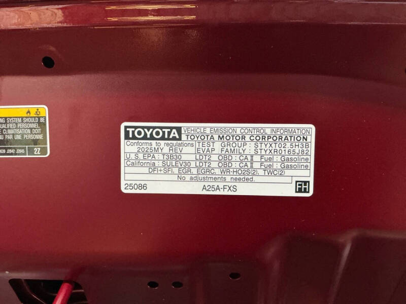 2025 Toyota RAV4 Hybrid LE