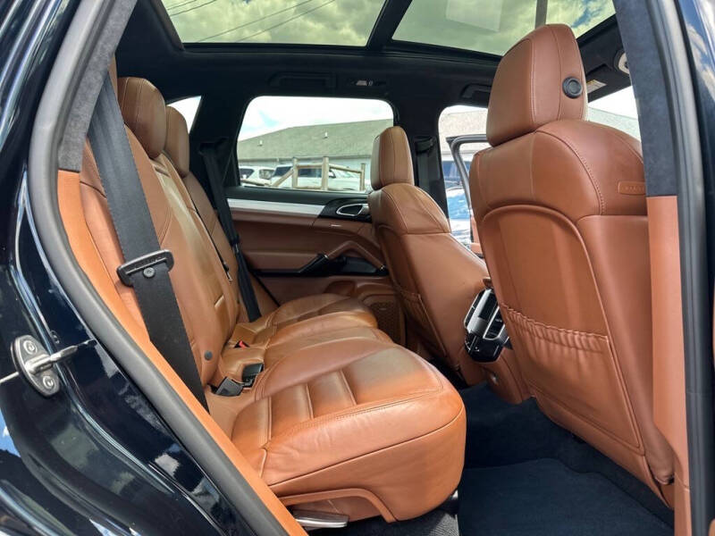 2016 Porsche Cayenne Turbo