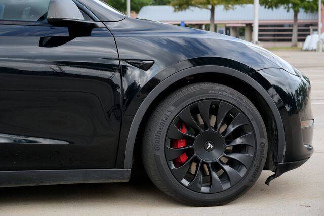 2023 Tesla Model Y Performance