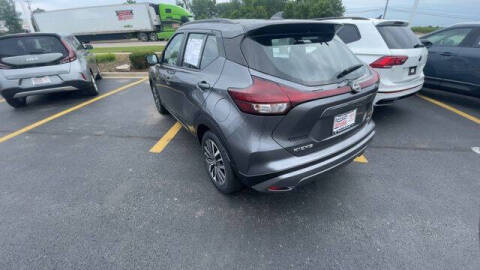 2024 Nissan Kicks SR