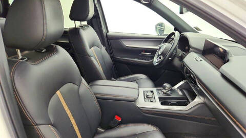 2024 Mazda CX-90 Plug-in Hybrid Premium Plus