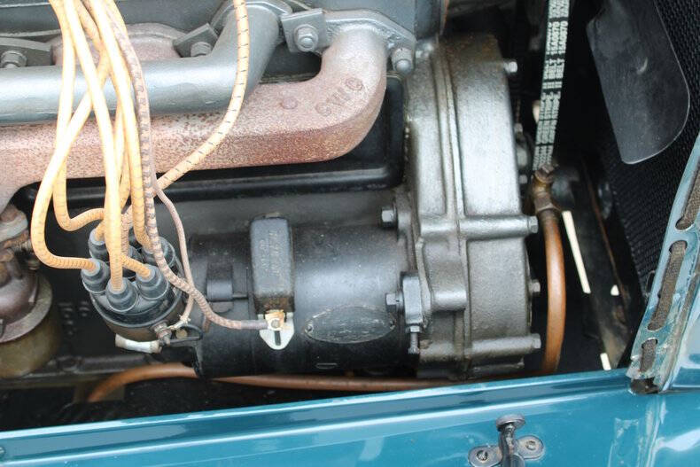1927 Oldsmobile Sedan