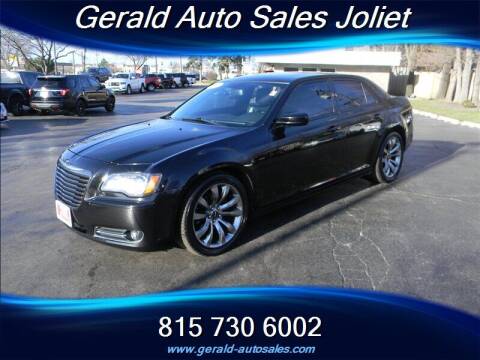 2014 Chrysler 300 for sale at Gerald Auto Sales in Joliet IL