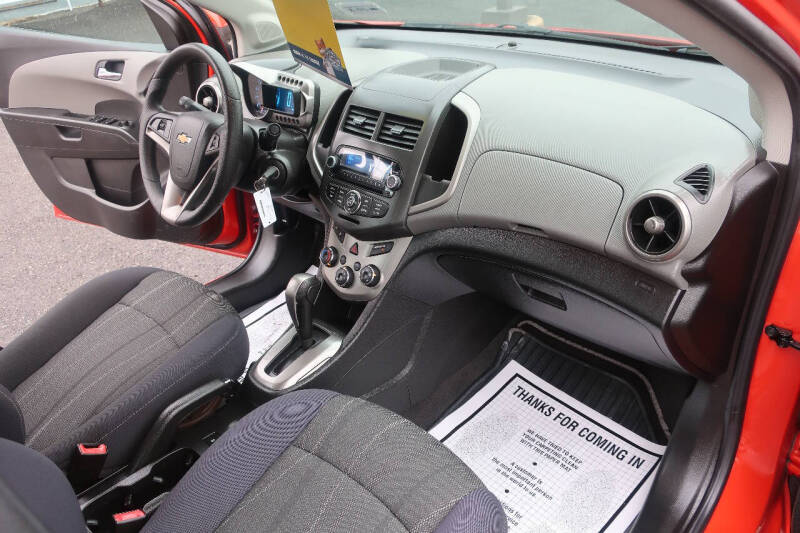 2013 Chevrolet Sonic LT Auto